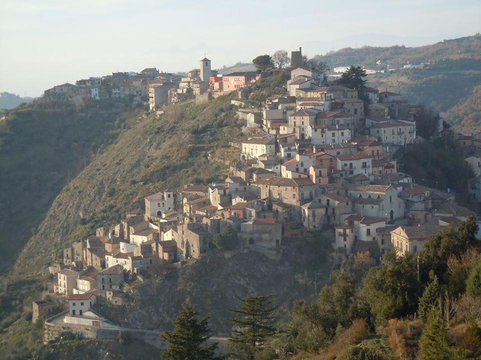 B&B La Rosa Dei Venti Acri ภายนอก รูปภาพ